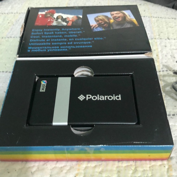 Polaroid Camera and printer included - Picture 3 of 5